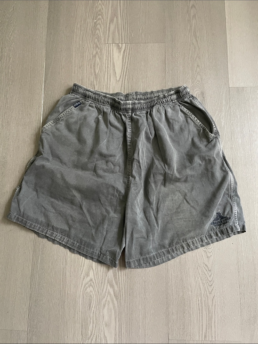 Vintage crazy shirts shorts